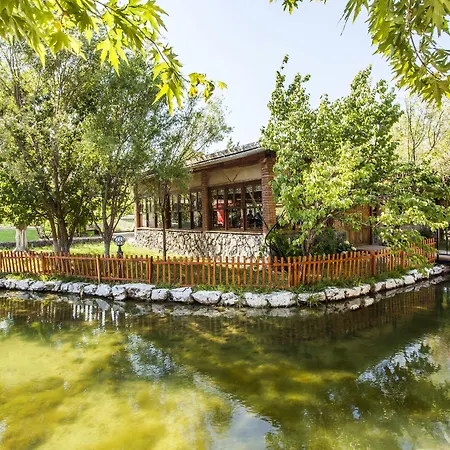 Bed & Breakfast Otantik Tas Ev Dalaman