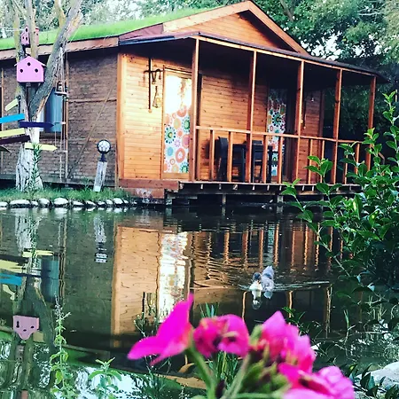 Otantik Tas Ev B&B 달라만