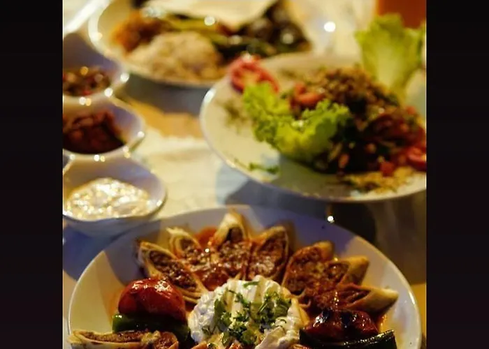 Otantik Tas Ev Oda ve Kahvaltı 3*