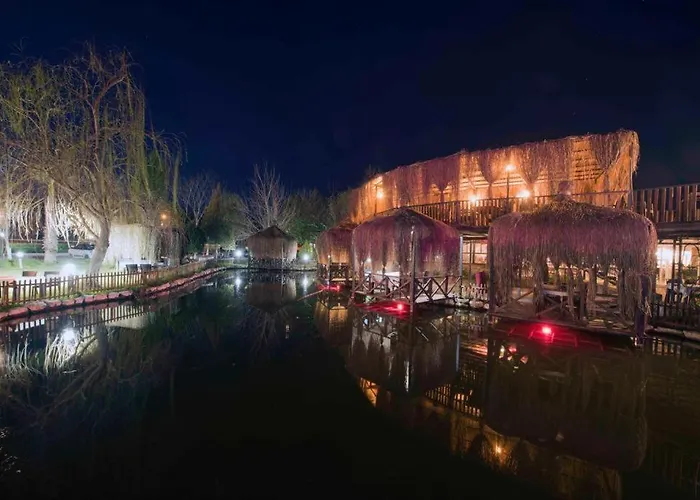 Bed & Breakfast Otantik Tas Ev Dalaman