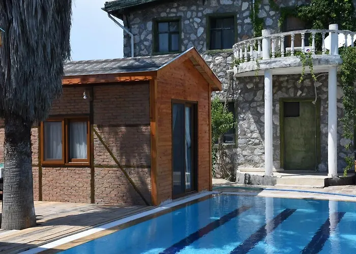 Bed & Breakfast Otantik Tas Ev Dalaman