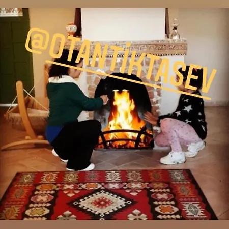 Otantik Tas Ev Oda ve Kahvaltı