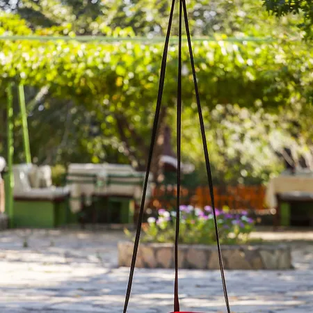 أوتانتيك تاس إيف فندق مبيت وإفطار