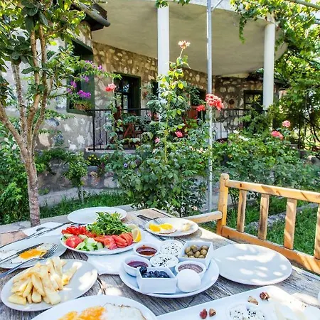 Otantik Tas Ev Dalaman