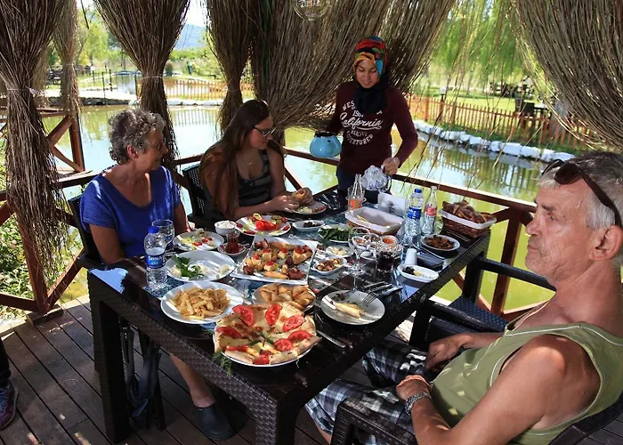 Otantik Tas Ev Dalaman