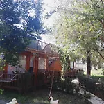 Otantik Tas Ev 3*